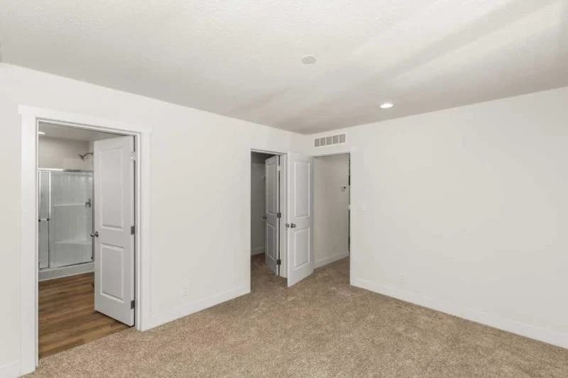 New 4 bedroom in poway's prestigious family park!  home features