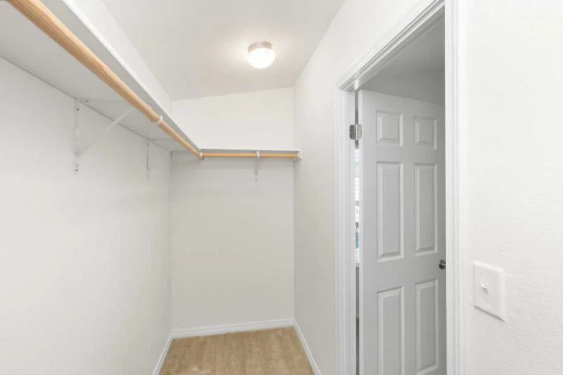 Affordable comfort in highly desirable poinsettia senior community  home features