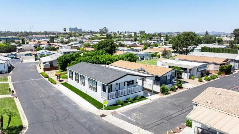Brand new home corner lot casa grande! 55+ escondido community  home features