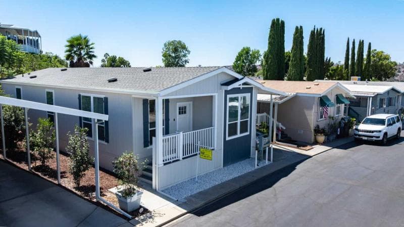 Brand-new clayton 3br/2ba beauty with front porch & hill views in the cliffs 55+  home features
