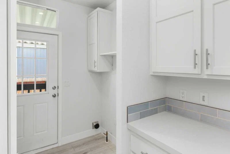 Spacious new living in poway!  home features