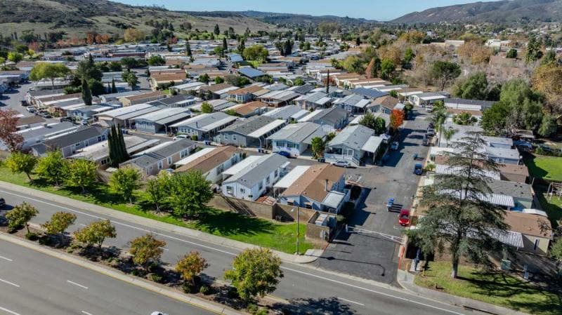 Priced low to sell fast! poway royal estates!  home features