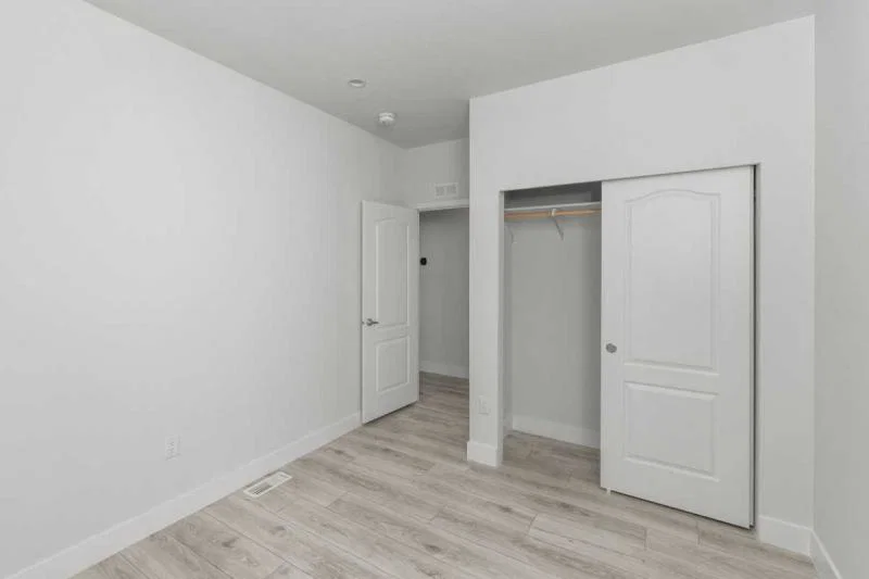 Spacious new living in poway!  home features