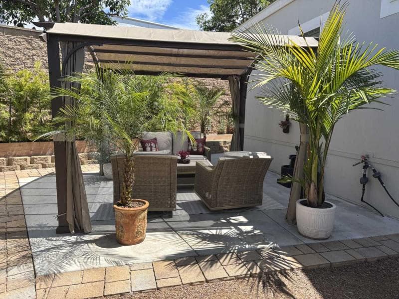 Private oasis on corner lot in the village green 55+  home features