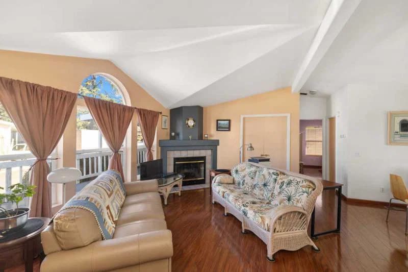 Priced low to sell fast! poway royal estates!  home features