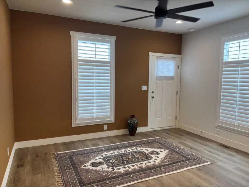 Private oasis on corner lot in the village green 55+  home features