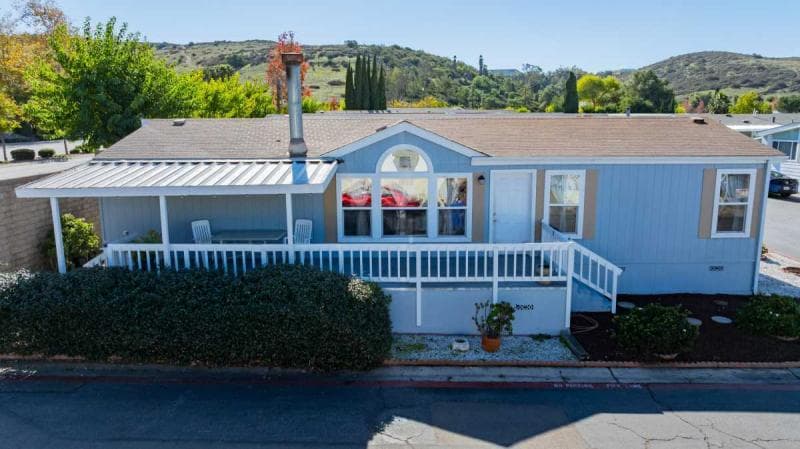 Priced low to sell fast! poway royal estates!  home features