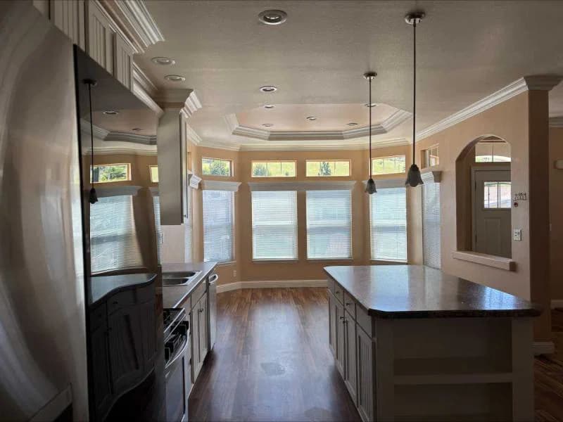 Beachfront style home in poway royal! beautiful like new!  home features