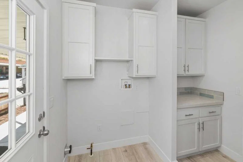 Spacious new living in poway!  home features