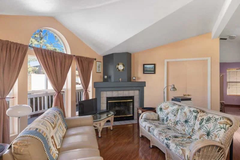 Priced low to sell fast! poway royal estates!  home features