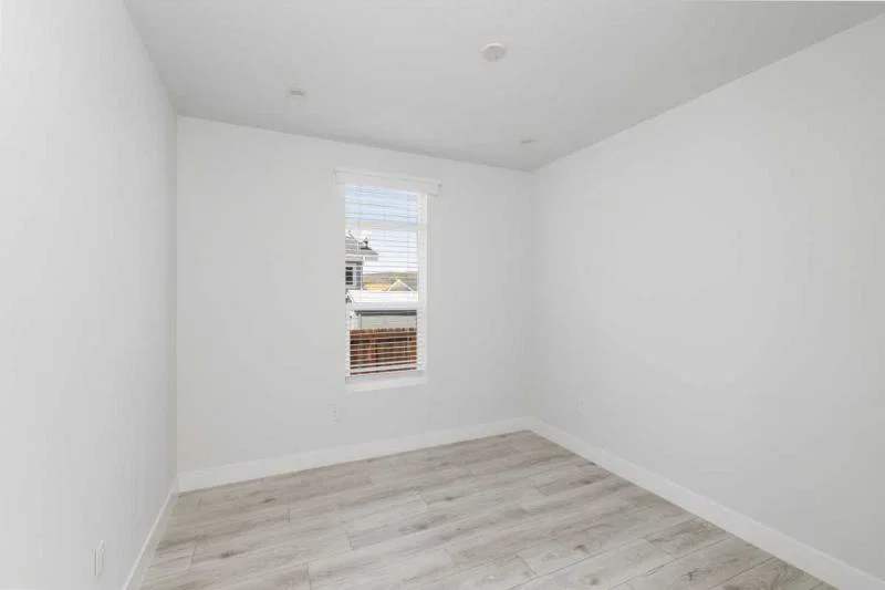 Spacious new living in poway!  home features