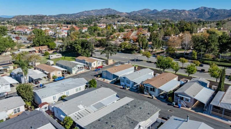 Priced low to sell fast! poway royal estates!  home features