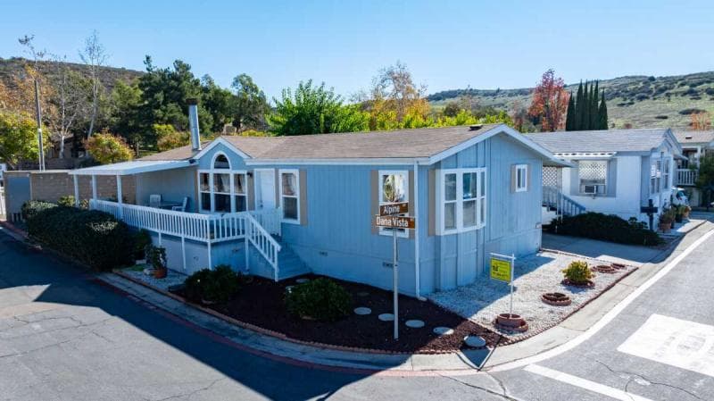 Priced low to sell fast! poway royal estates!  home features