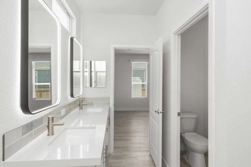 Spacious new living in poway!  home features